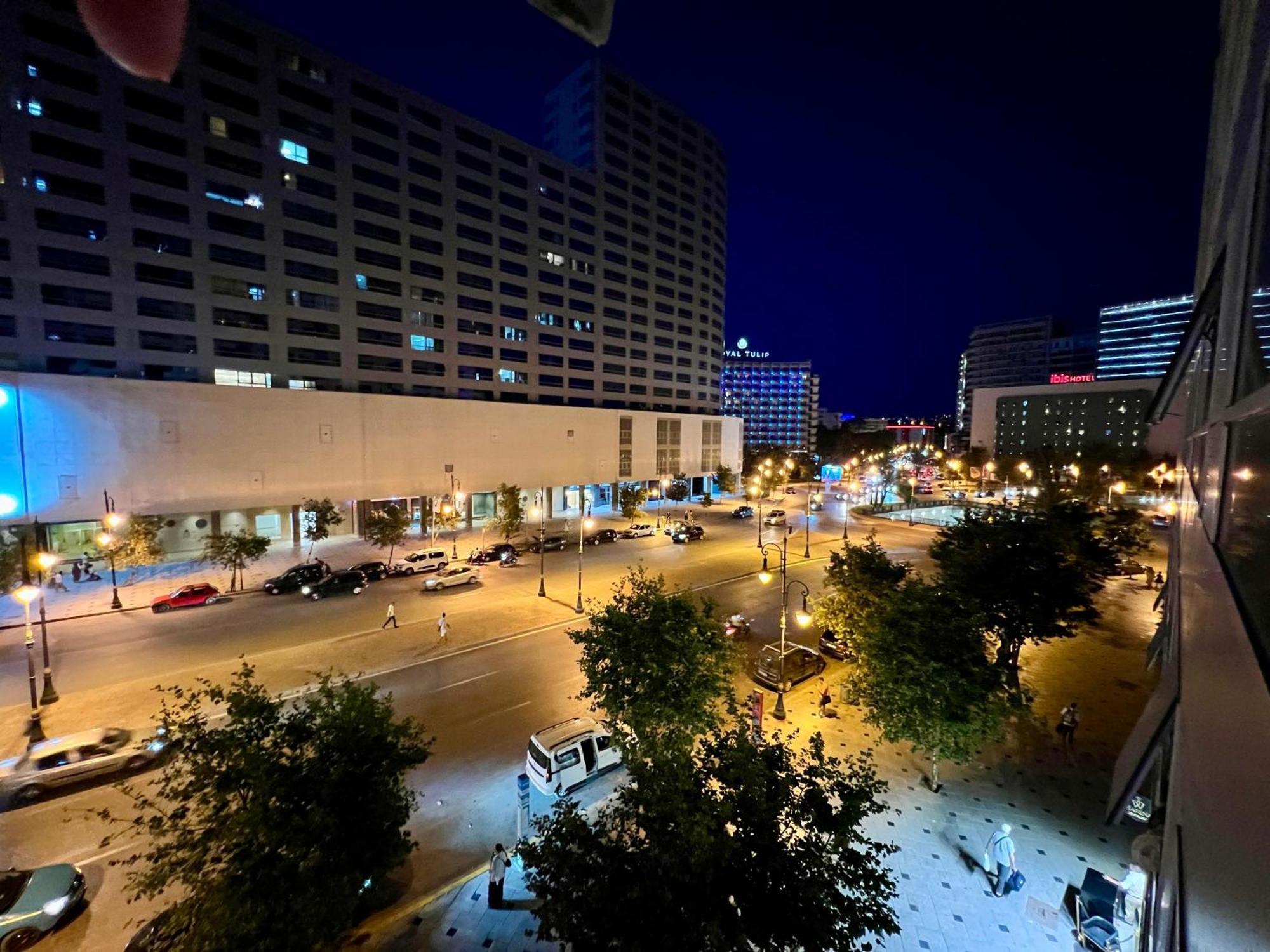 Comfortable 2 Bedrooms - Hilton Center View Apartment