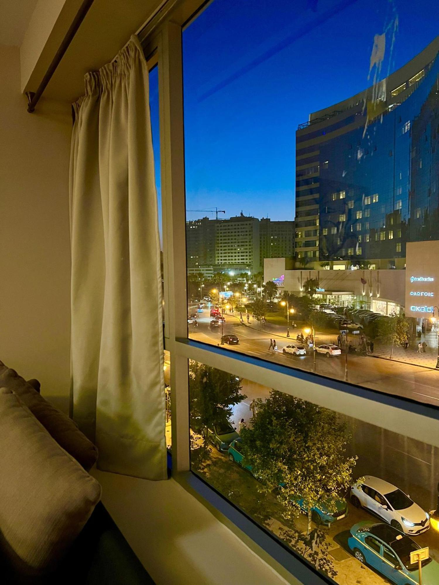 Comfortable 2 Bedrooms - Hilton Center View *